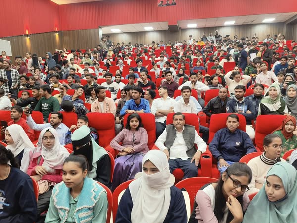 स्कूल एवं शिक्षण के हित में संघर्ष
