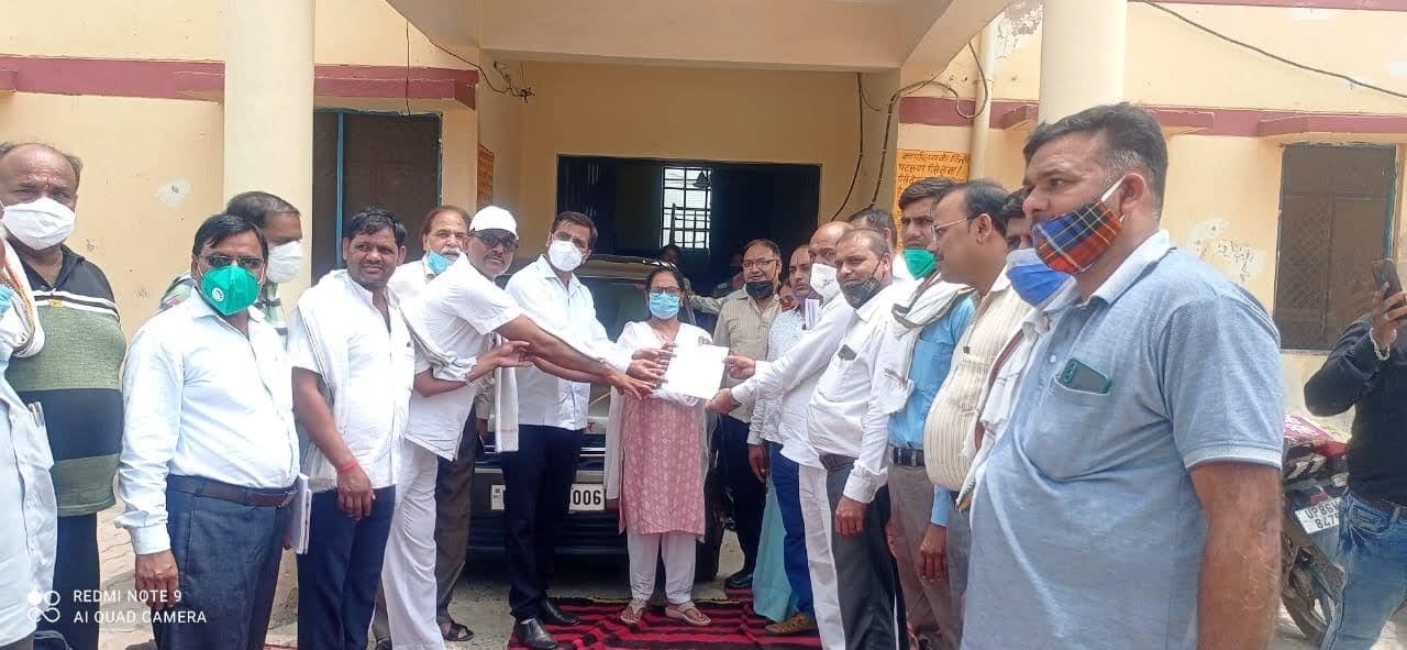 स्कूल एवं शिक्षण के हित में संघर्ष