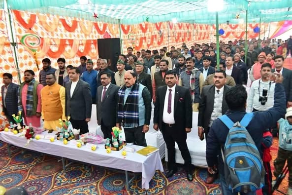 स्कूल एवं शिक्षण के हित में संघर्ष