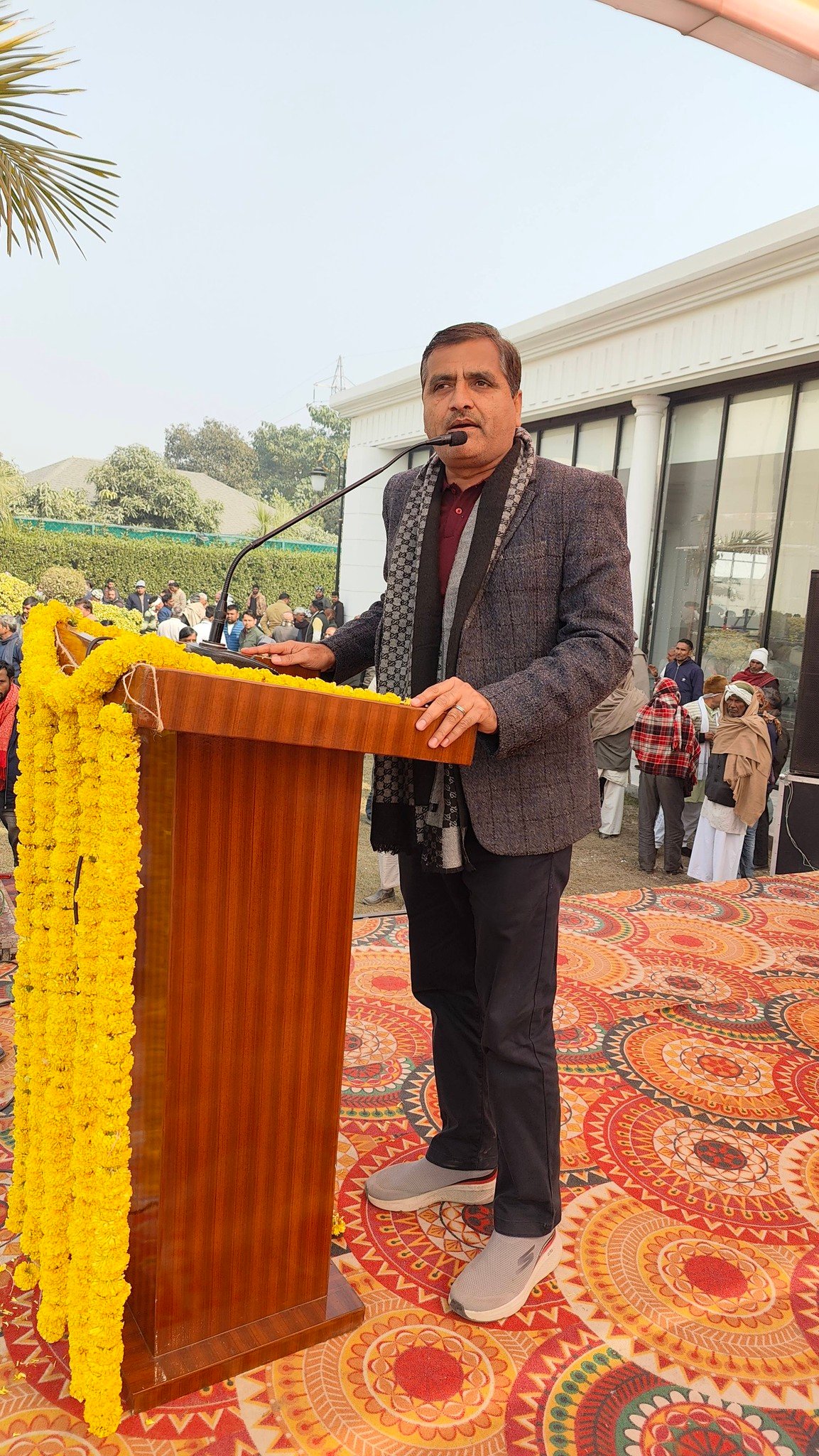 स्कूल एवं शिक्षण के हित में संघर्ष