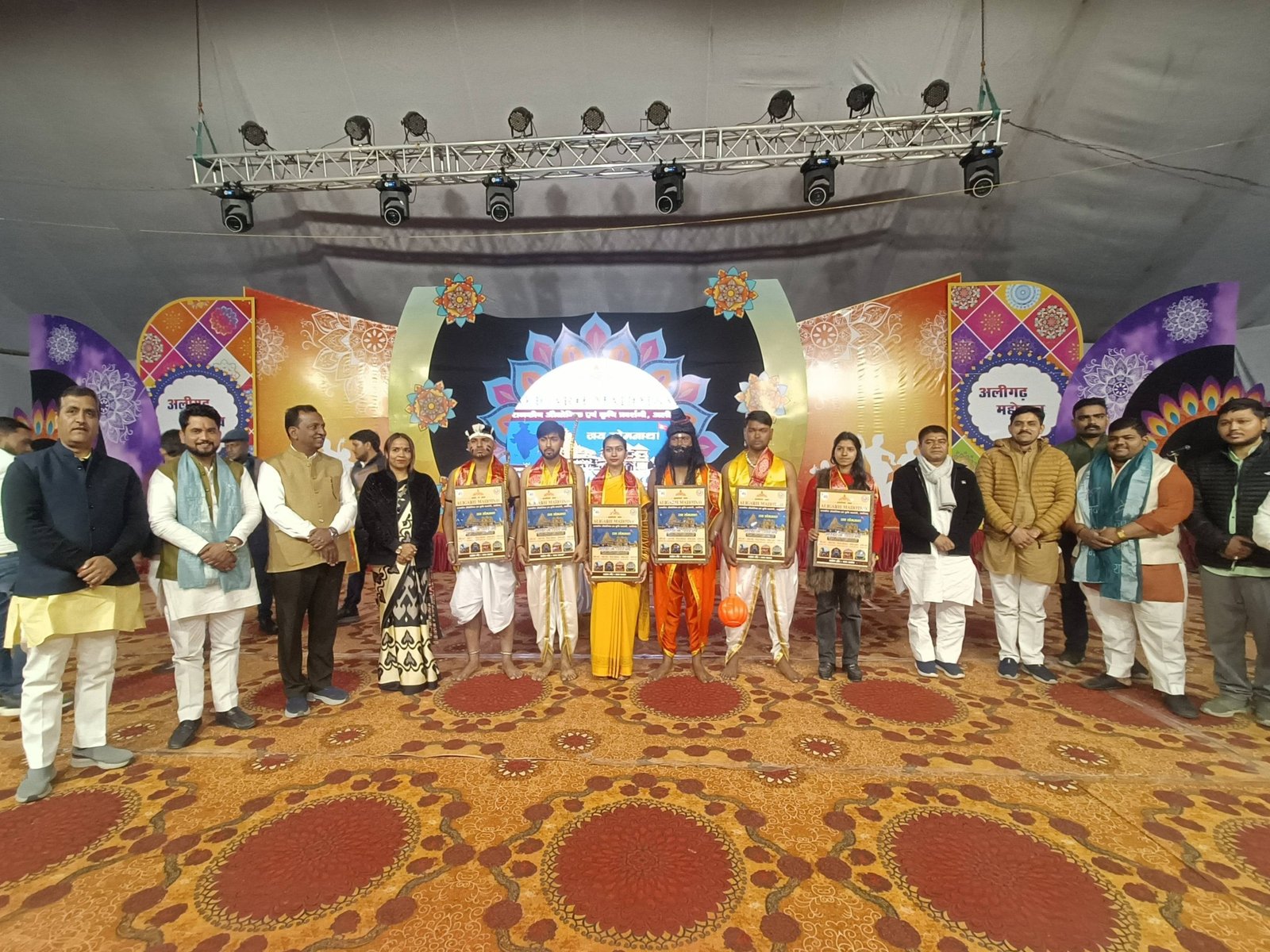 स्कूल एवं शिक्षण के हित में संघर्ष