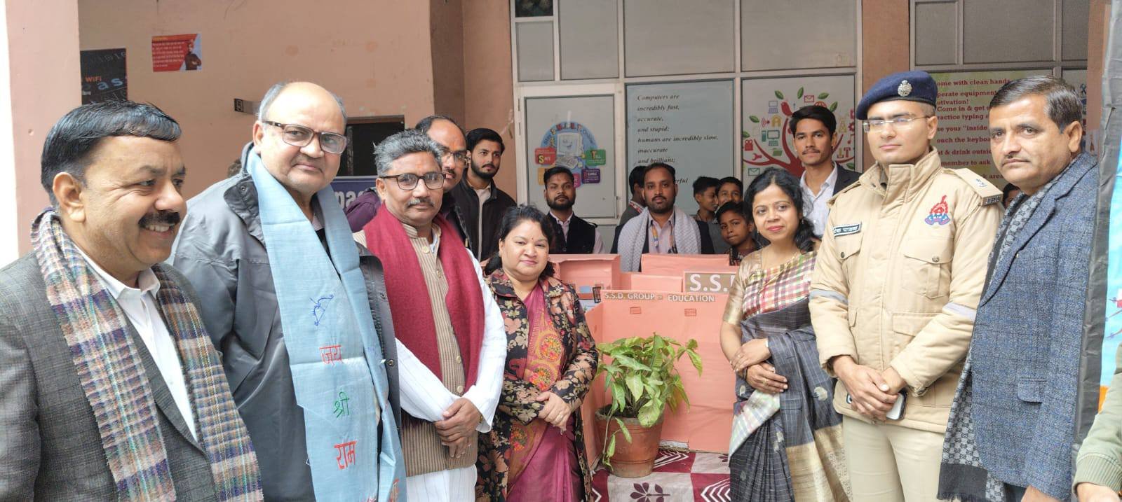 स्कूल एवं शिक्षण के हित में संघर्ष