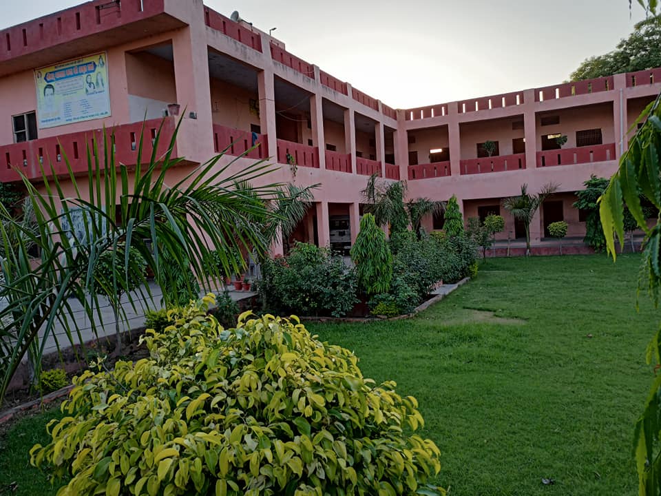 स्कूल एवं शिक्षण के हित में संघर्ष