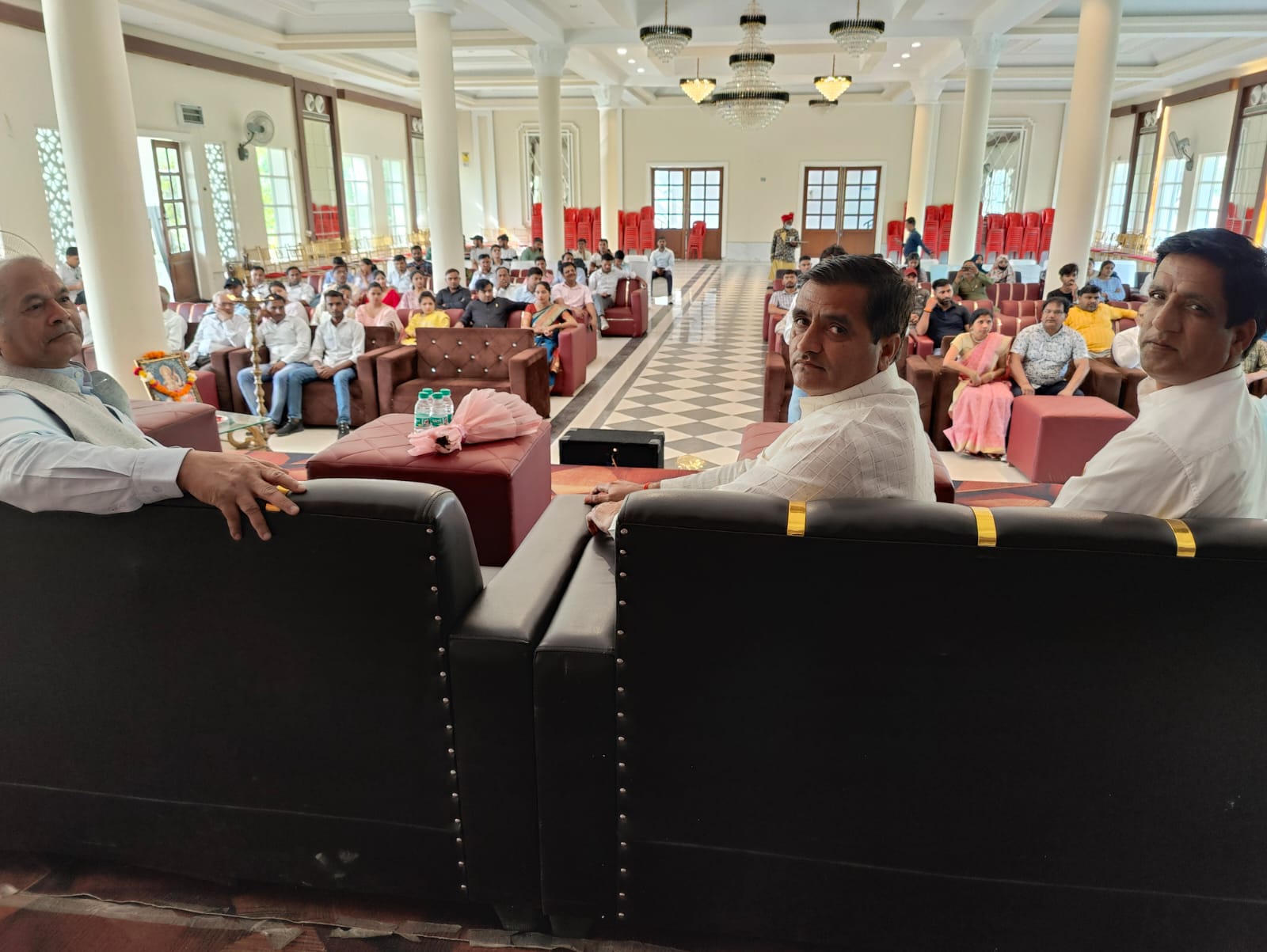 स्कूल एवं शिक्षण के हित में संघर्ष